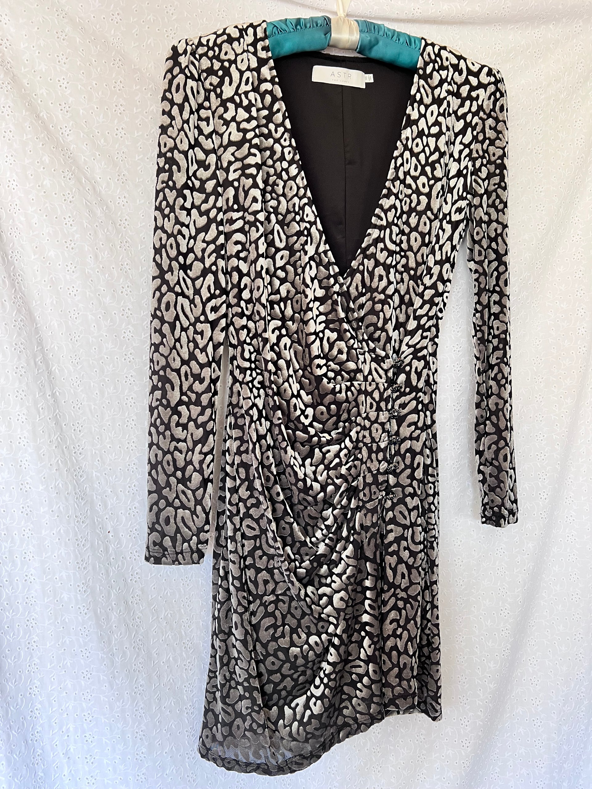 silver leopard print dress Vintage 90's Sparkle Silver Metallic Leopard Print Maxi Dress