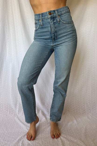 Madewell Ultra High Rise Classic Straight Jeans